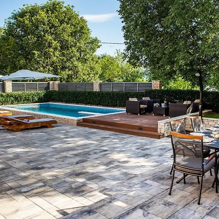 Niko Holiday home