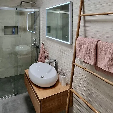 Niko בית נופש זאדאר