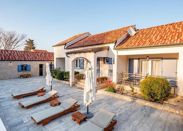 Dom wakacyjny Niko *